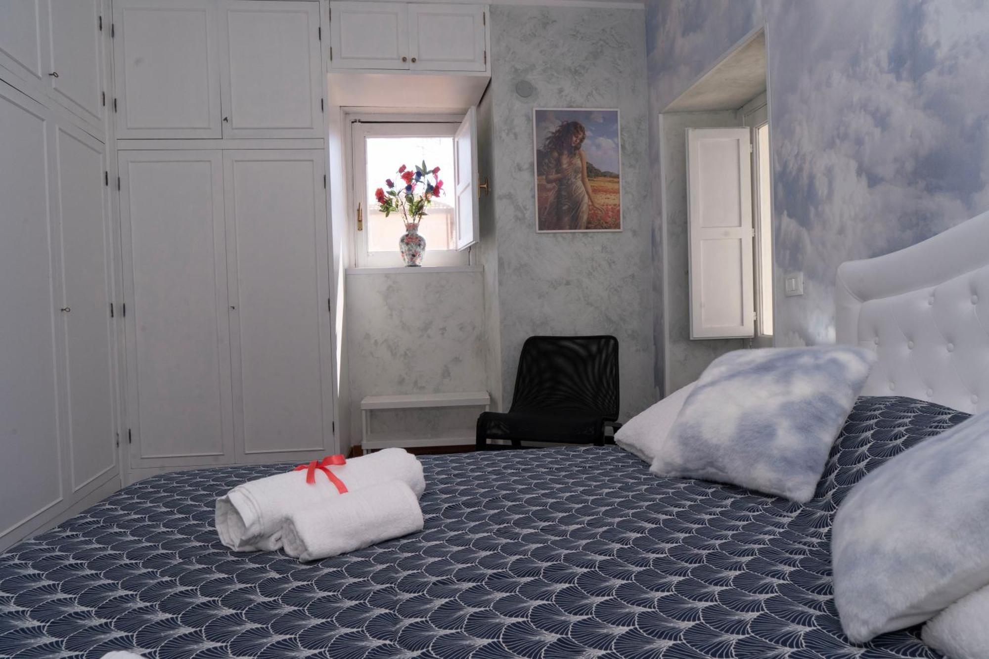 Etna Timeo Central Apartment In Baroque Building Catánia Buitenkant foto