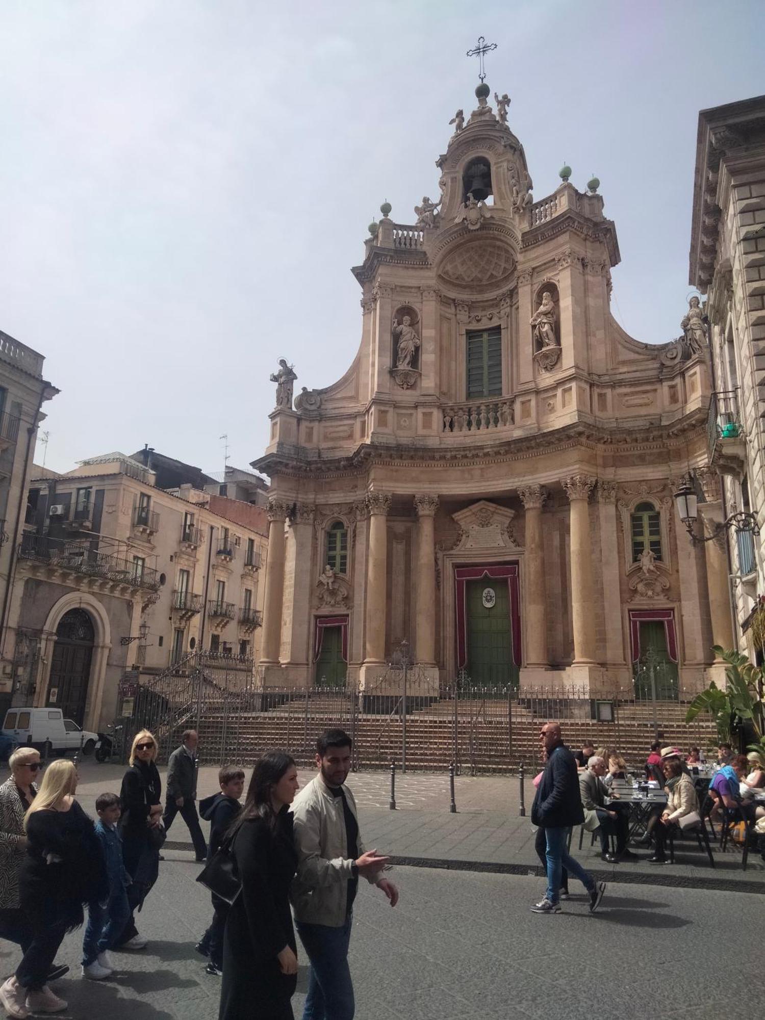 Etna Timeo Central Apartment In Baroque Building Catánia Buitenkant foto